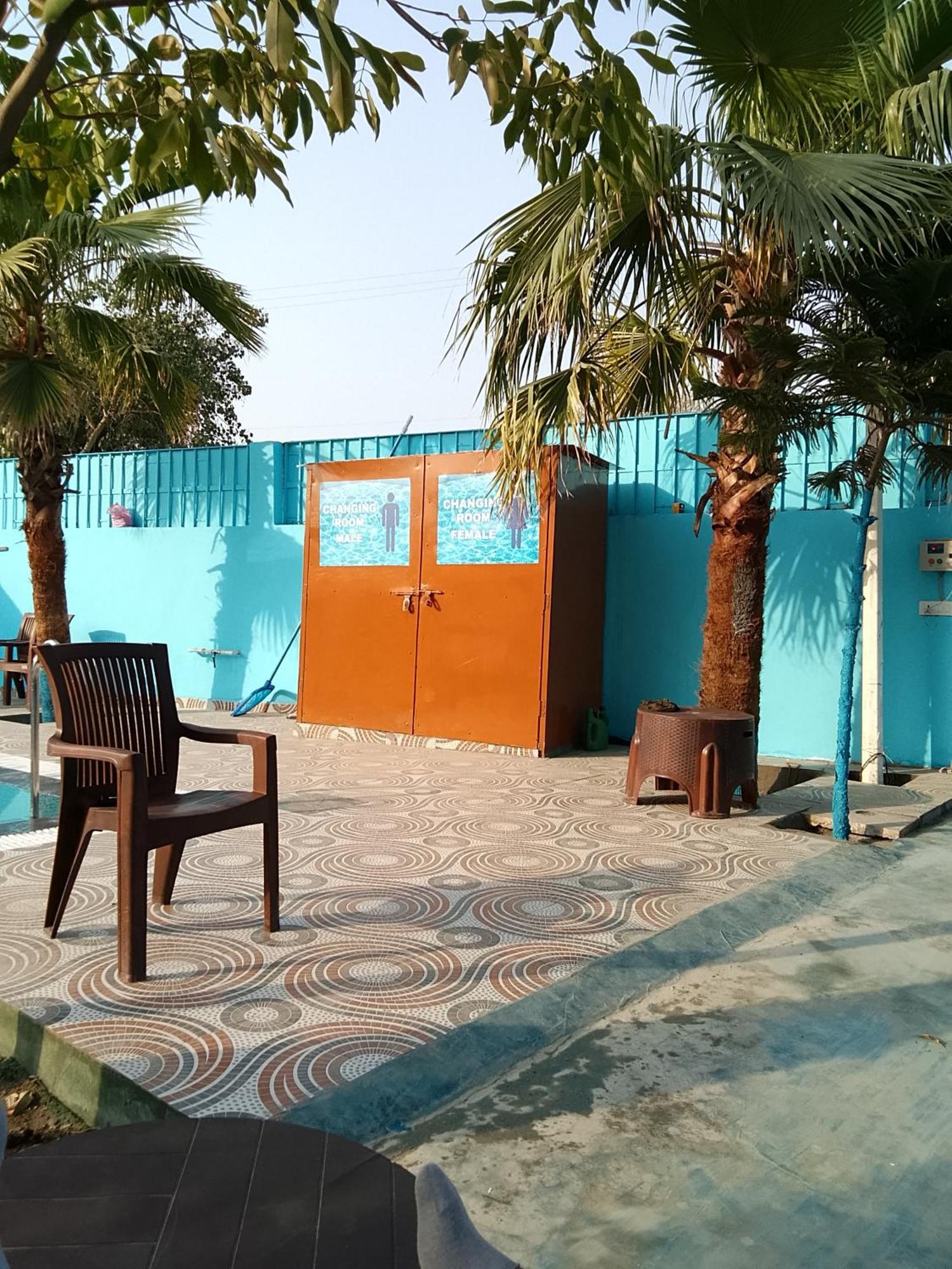 Secretwaterpool And Rooms Greater Noida Esterno foto